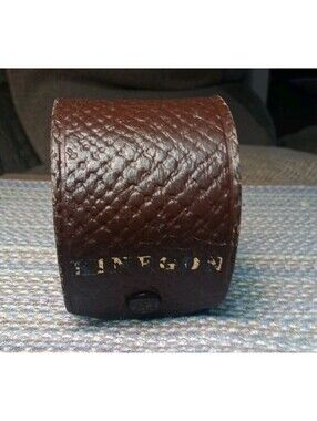 Vintage Kinegon Made in Japan Textured Brown Leather Accessory Case Red Felt